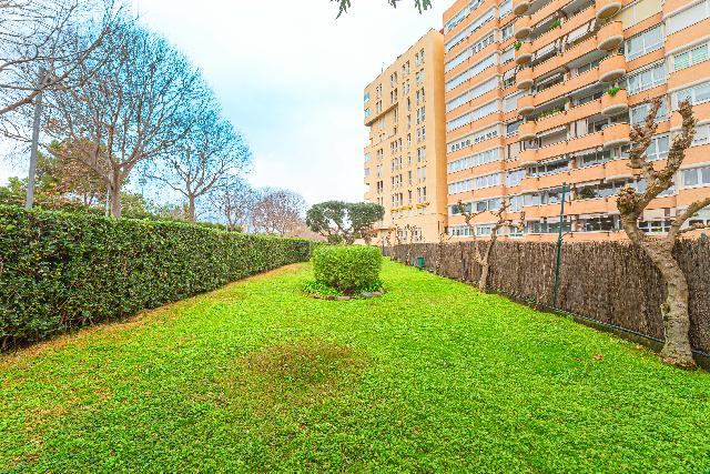 Imagen 33 Inmueble 300310 - Piso en venta en Barcelona / Av. Xile - Club Esportiu Laietà