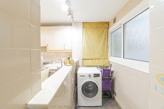 Imagen 25 Inmueble 300310 - Piso en venta en Barcelona / Av. Xile - Club Esportiu Laietà