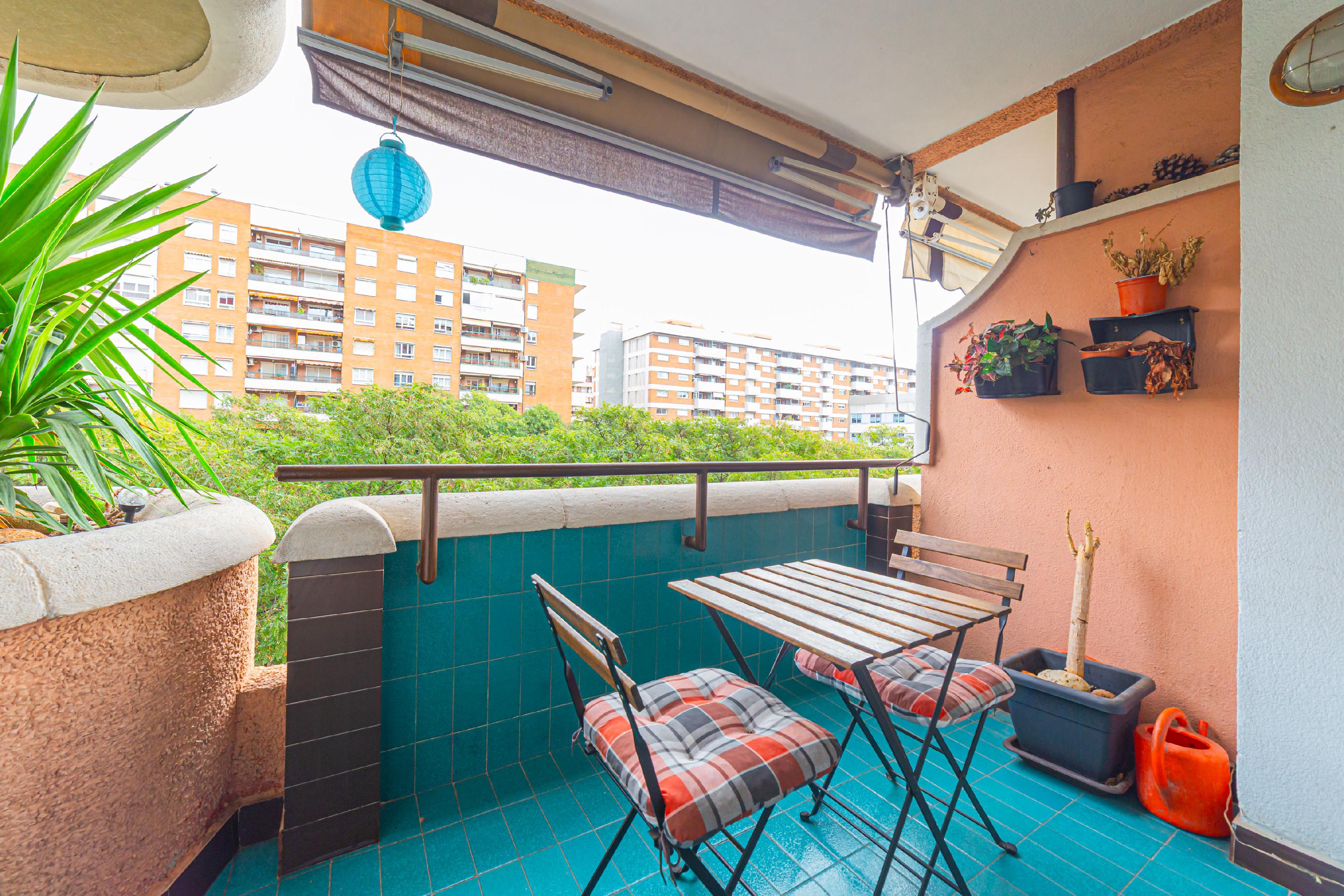 Imagen 2 Piso en venta en Barcelona / Av. Xile - Club Esportiu Laietà