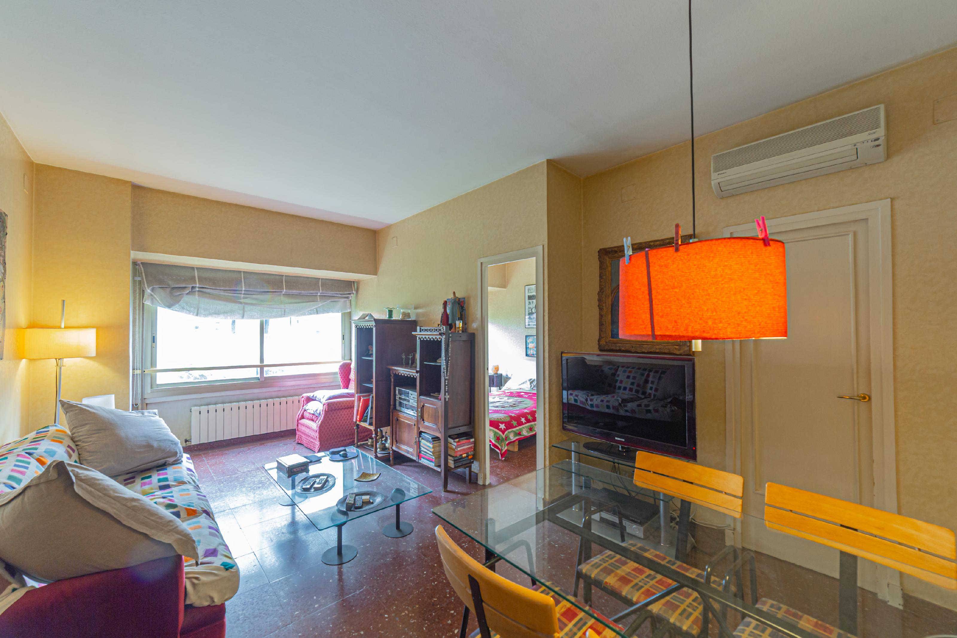 Imagen 2 Piso en venta en Barcelona / Muntaner - Mallorca