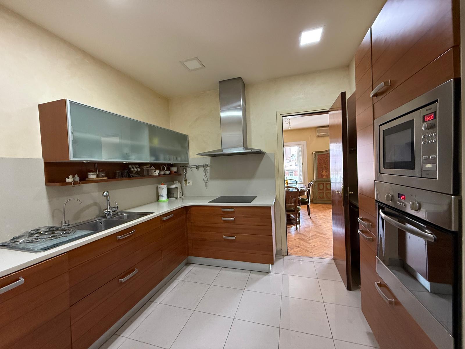 Imagen 16 Piso en venta en Barcelona / Gran Vía - Comte d´Urgell