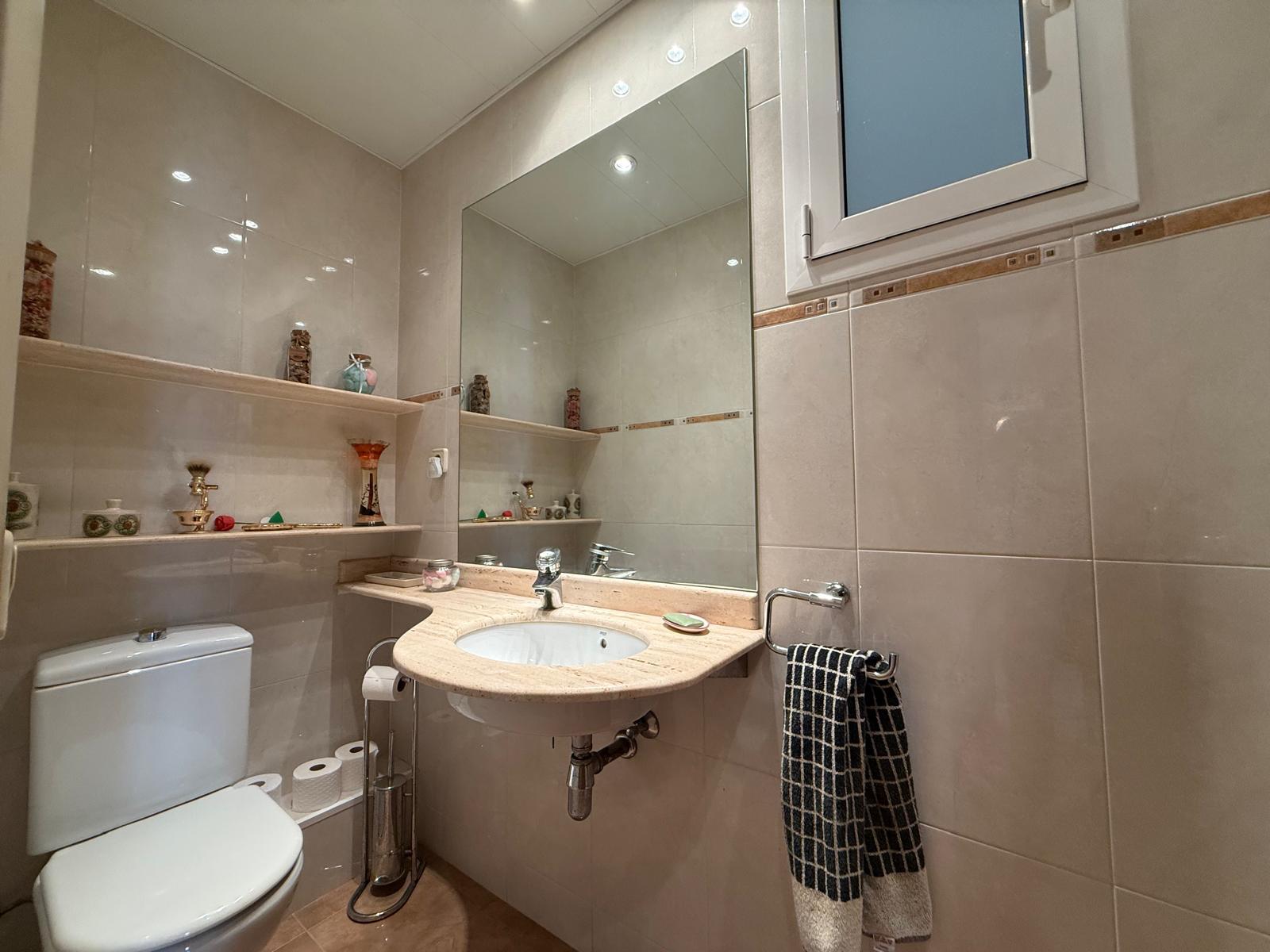 Imagen 11 Piso en venta en Barcelona / Gran Vía - Comte d´Urgell