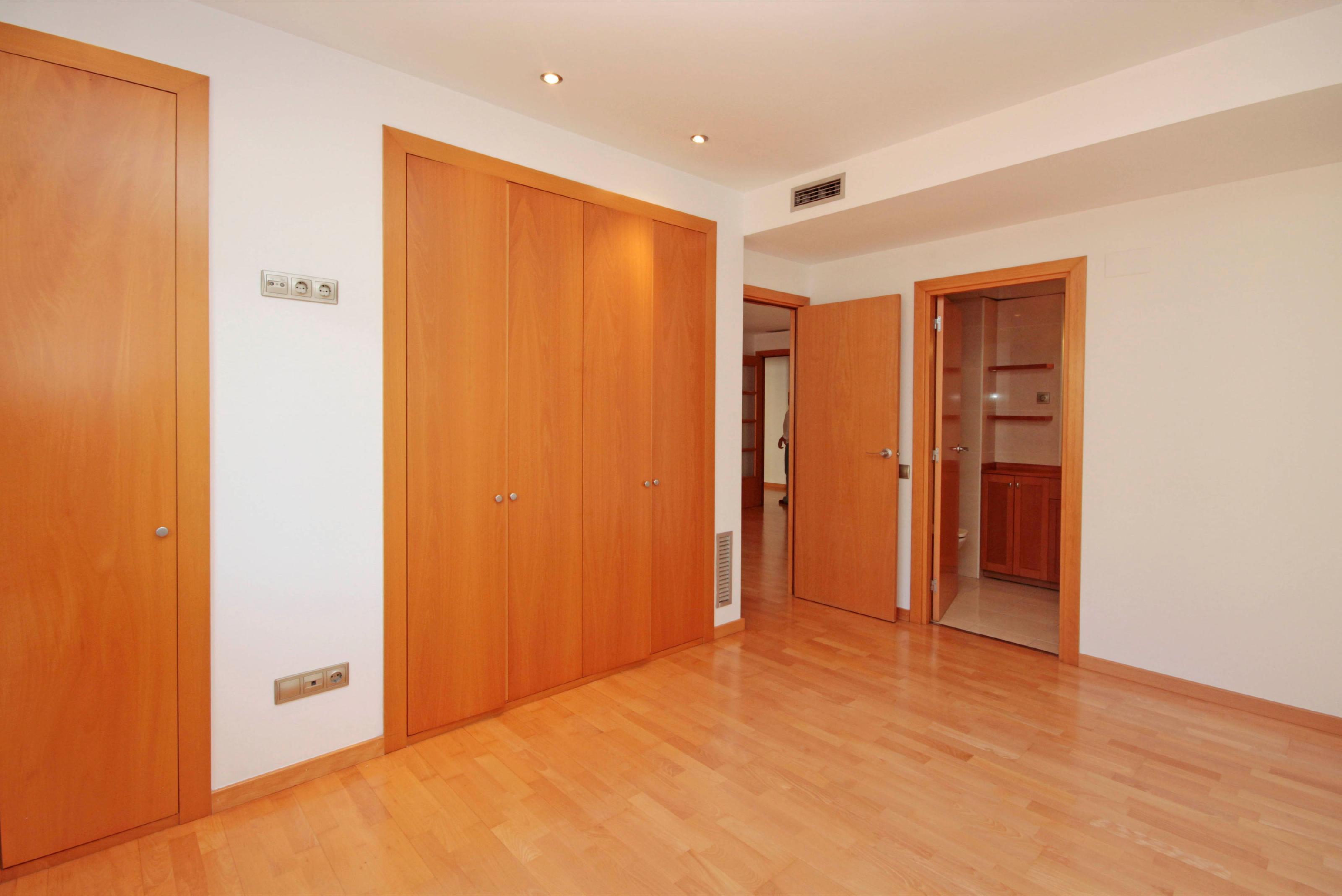 Imagen 10 Piso en venta en Barcelona / Manso - Viladomat