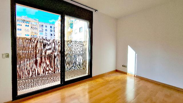 Imagen 1 Inmueble 306713 - Piso en venta en Barcelona / Manso - Viladomat