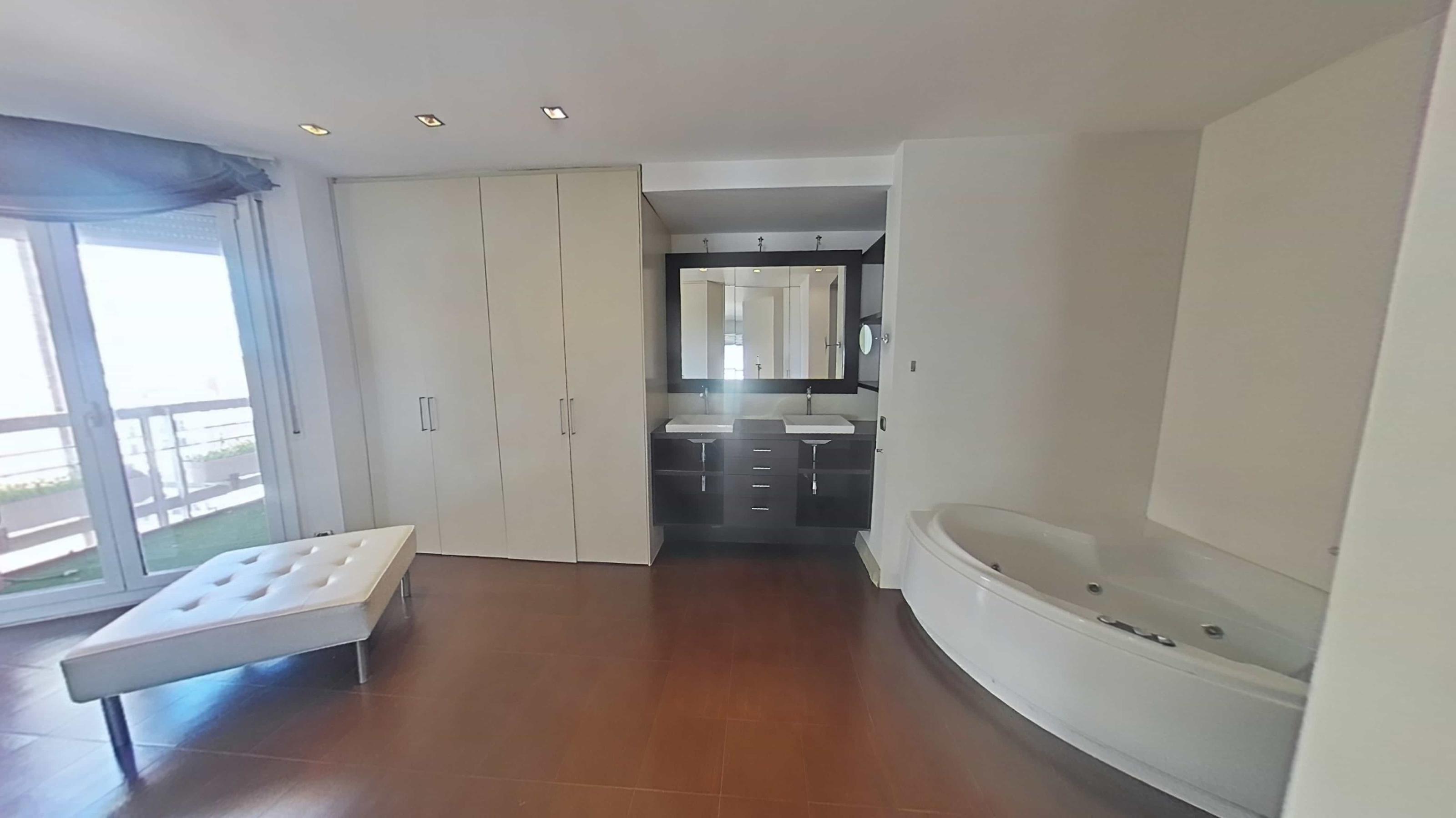 Imagen 19 Dúplex en venta en Barcelona / Travessera de Dalt