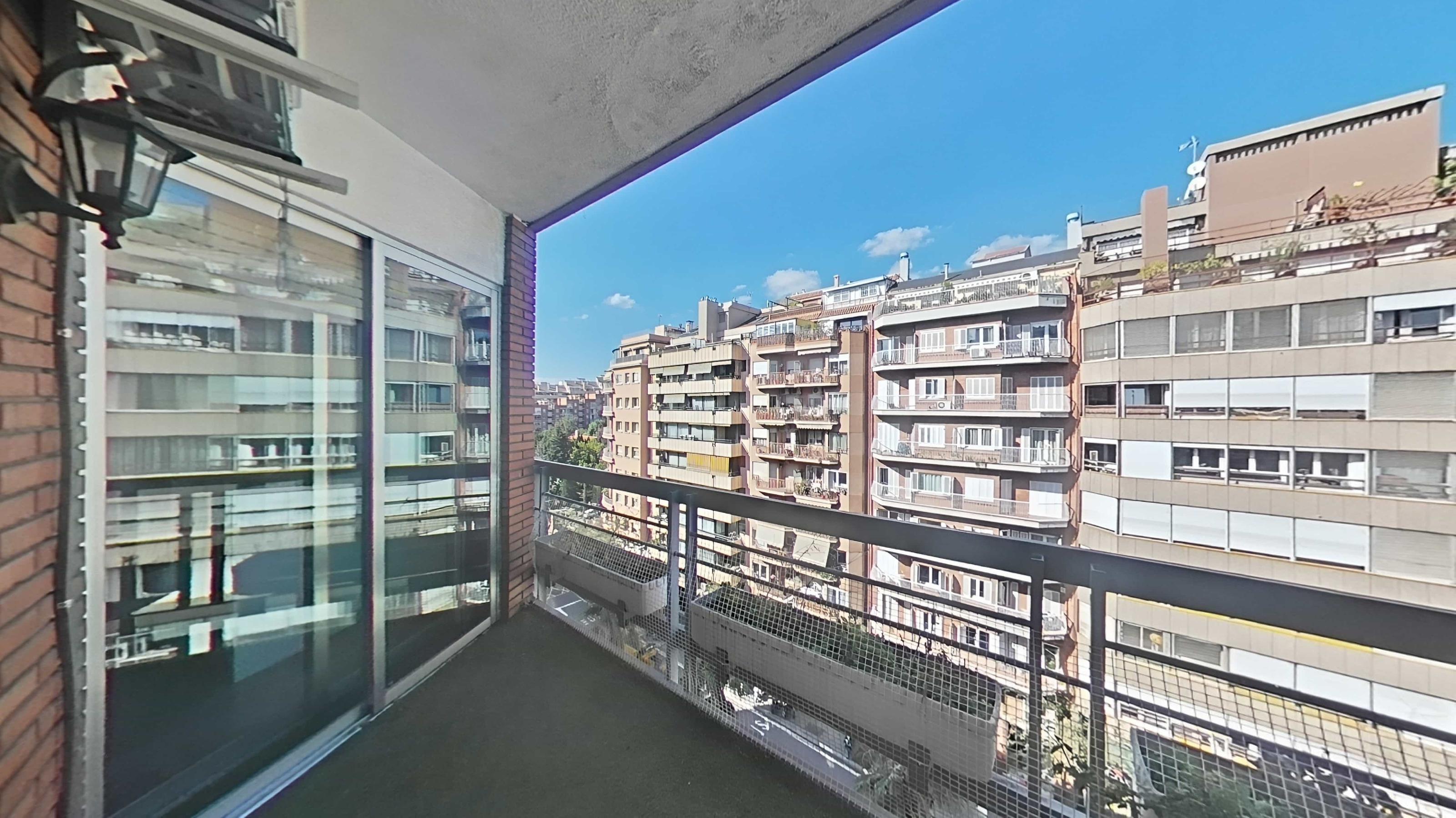 Imagen 16 Dúplex en venta en Barcelona / Travessera de Dalt