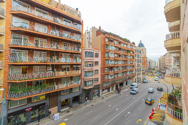 Imagen 31 Inmueble 300474 - Piso en venta en Barcelona / Balmes - Plaça del Putxet