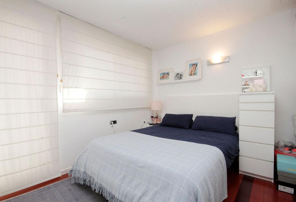 Imagen 4 Piso en venta en Barcelona / Av. Roma - Tarragona