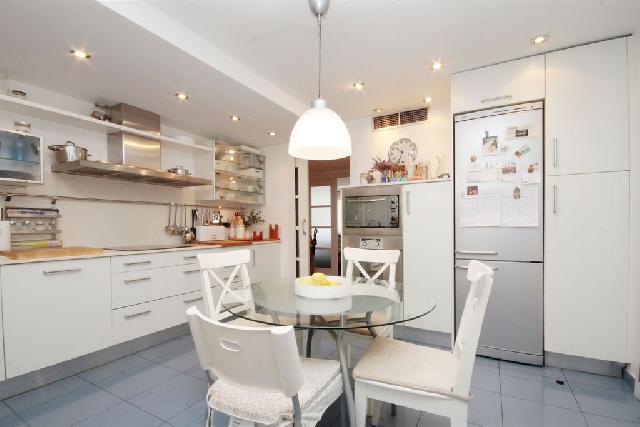 Imagen 3 Inmueble 302516 - Piso en venta en Barcelona / Av. Roma - Tarragona