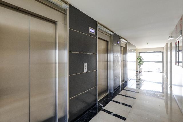 Imagen 7 Inmueble 300866 - Piso en venta en Barcelona / Passeig Taulat - En segunda línea de mar