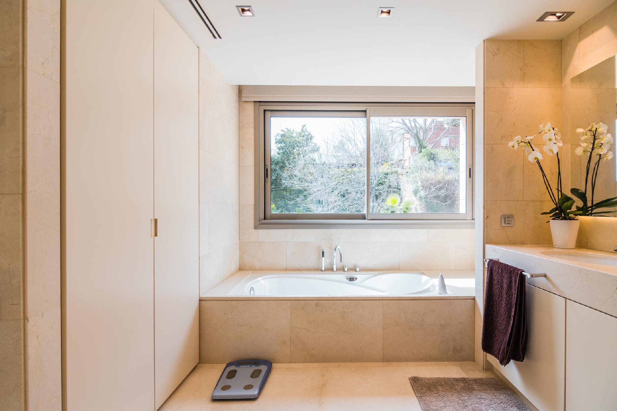 Imagen 11 Casa en venta en Barcelona / Abadessa Olzet- Avenida Pearson