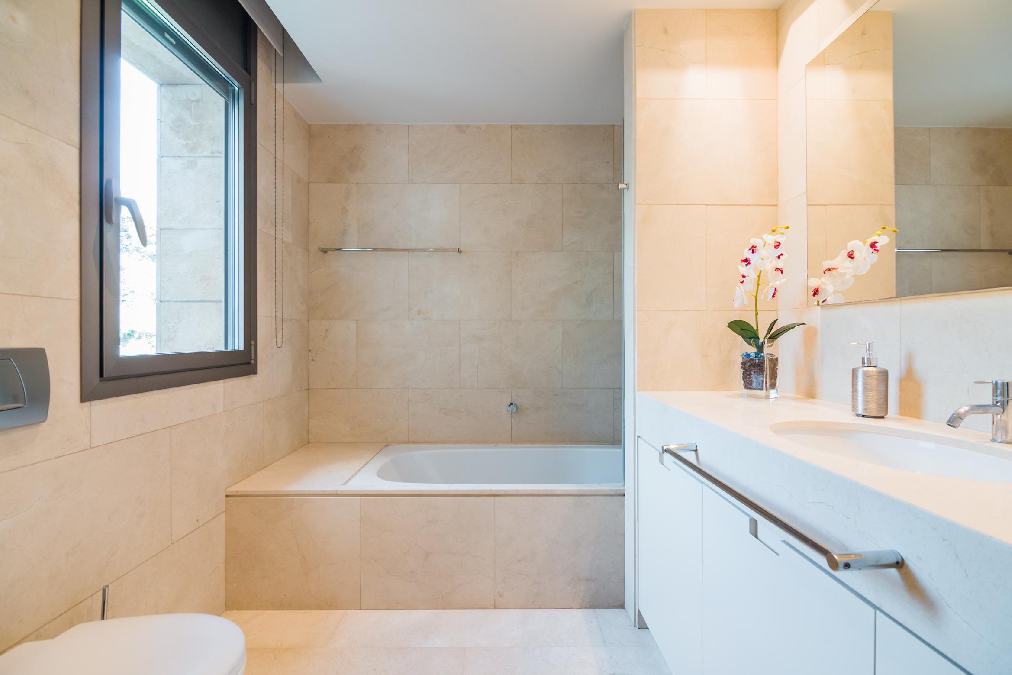 Imagen 13 Casa en venta en Barcelona / Abadessa Olzet- Avenida Pearson