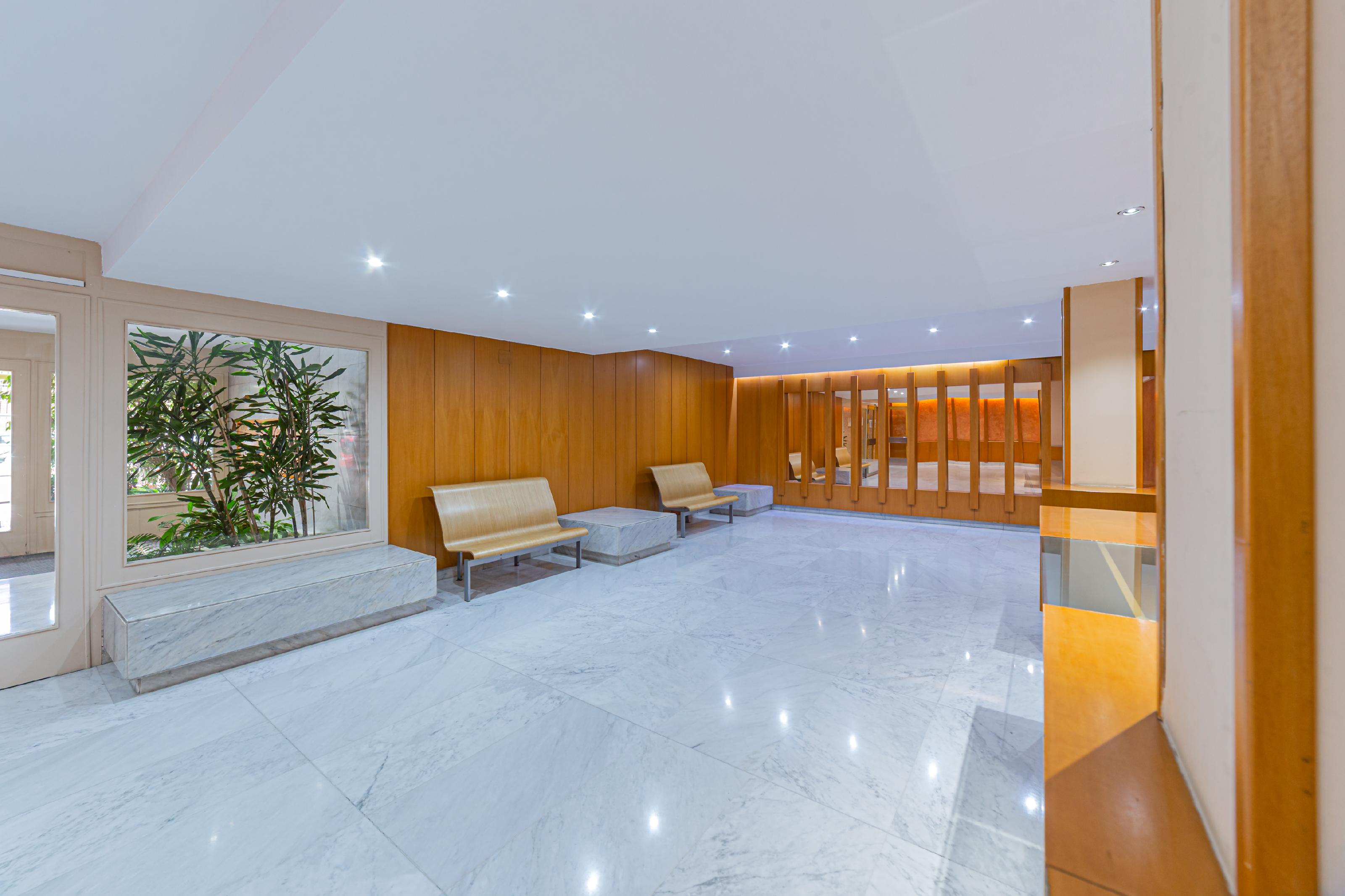 Imagen 27 Apartamento en venta en Barcelona / Les Corts-Jardins de la Maternitat