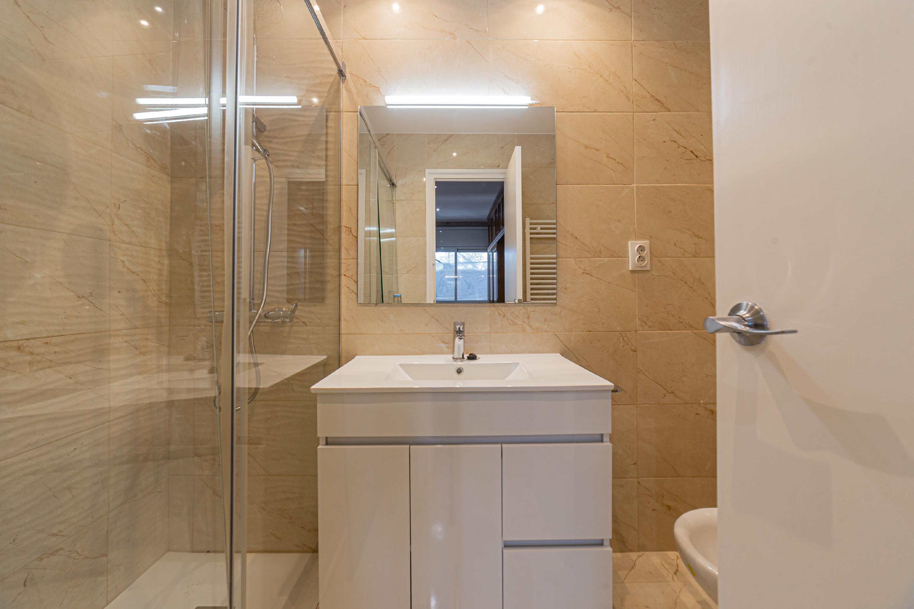 Imagen 16 Apartamento en venta en Barcelona / Les Corts-Jardins de la Maternitat