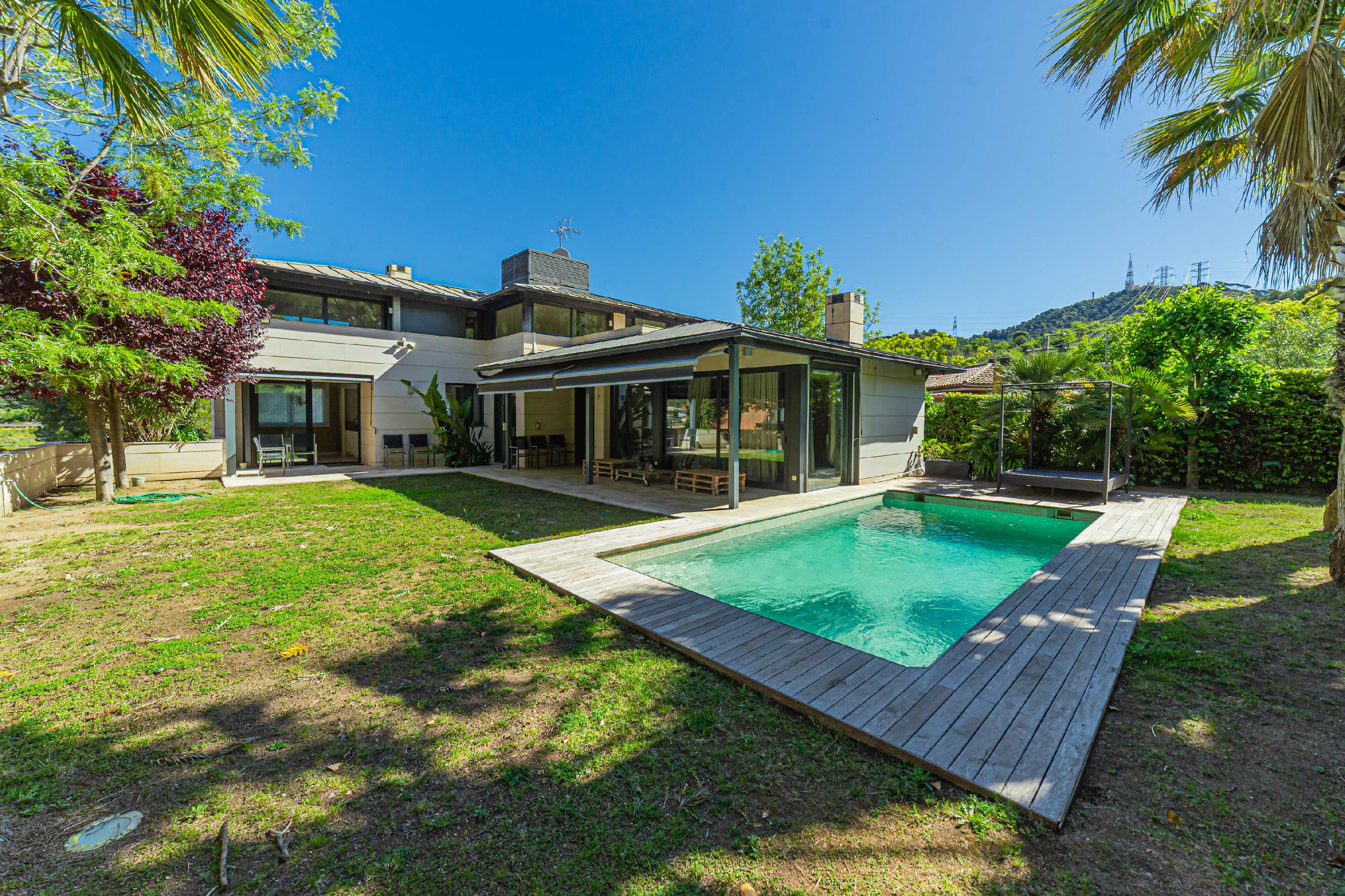 Imagen 1 Casa en venta en Sant Just Desvern / La Miranda  - Can Candeler