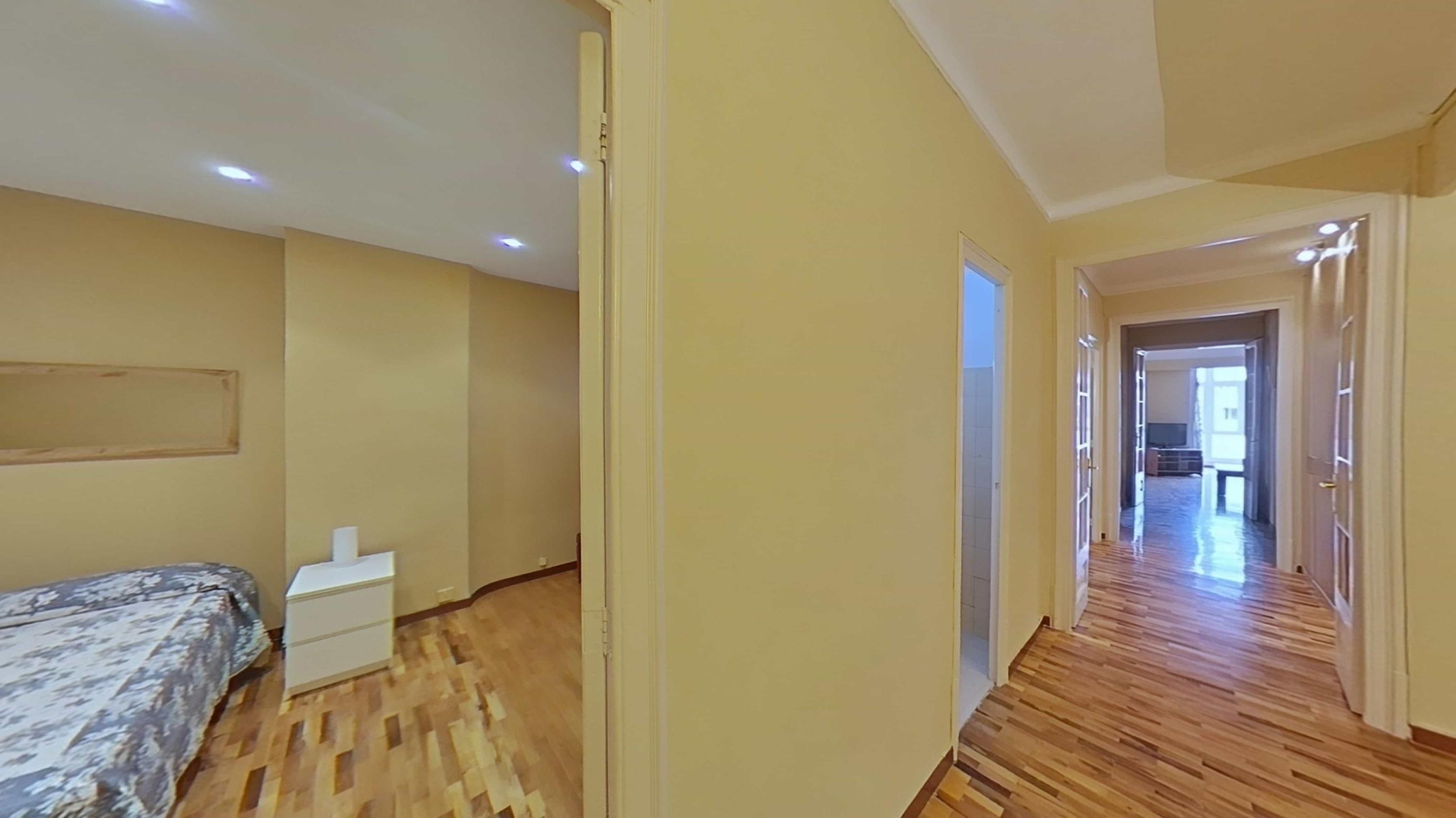 Imagen 6 Piso en venta en Barcelona / Calle Paris - Calle Aribau