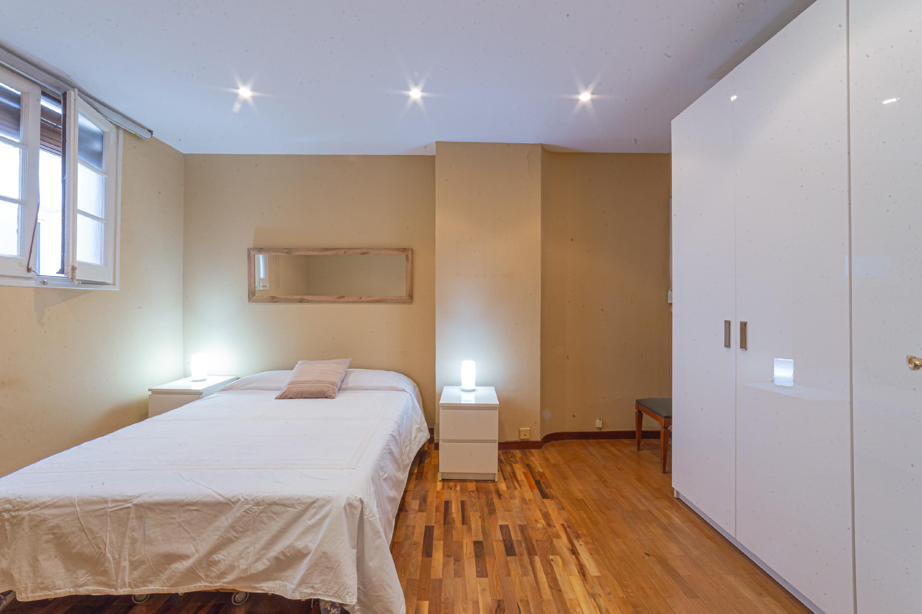 Imagen 45 Piso en venta en Barcelona / Calle Paris - Calle Aribau