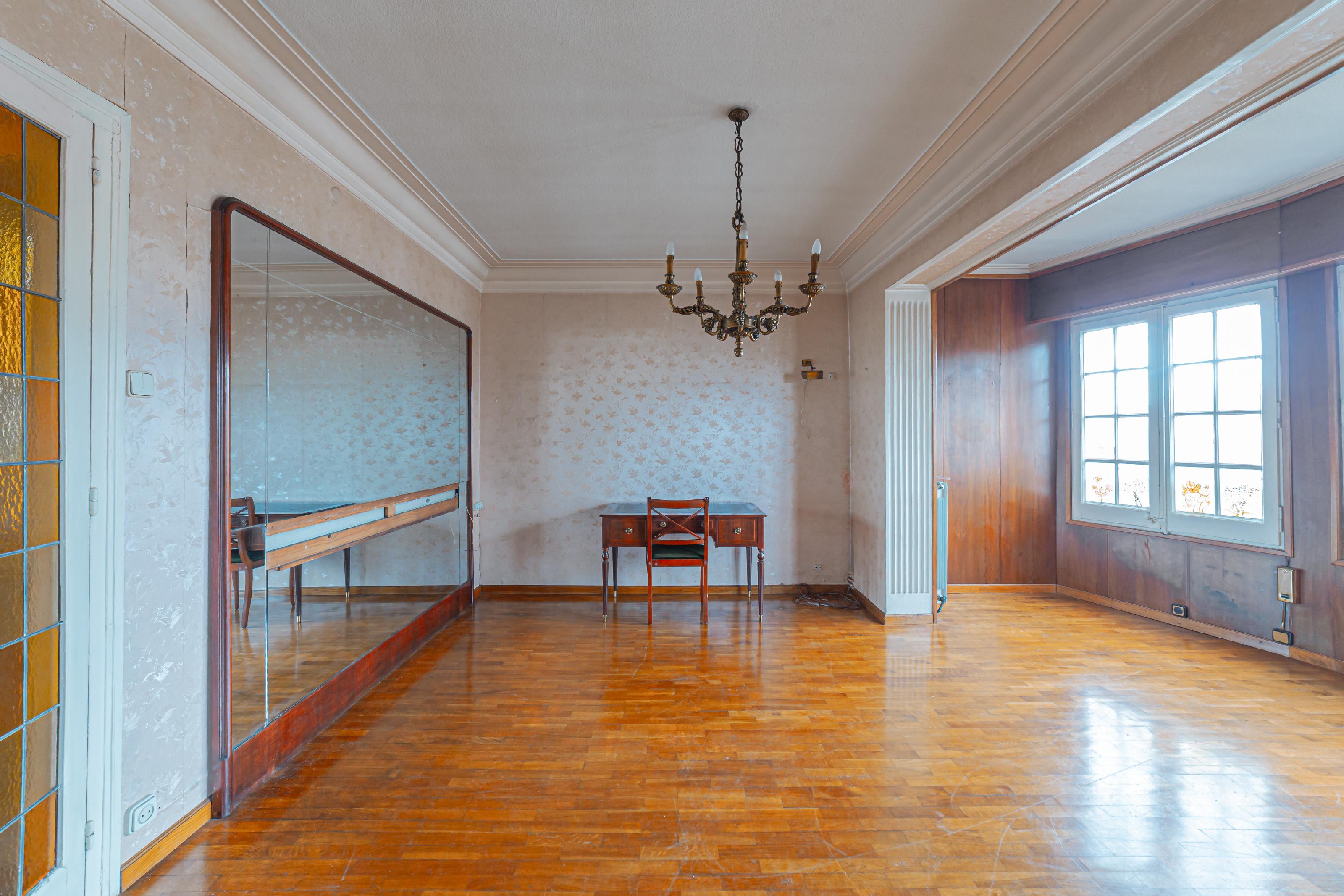 Imagen 1 Piso en venta en Barcelona / Rambla Catalunya - Consell de Cent