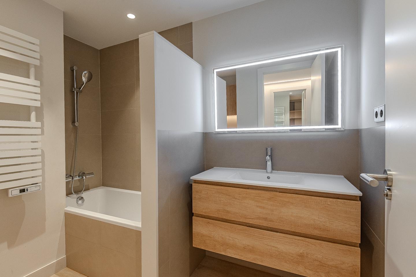 Imagen 29 Piso en venta en Barcelona / Próximo a l´Illa Diagonal