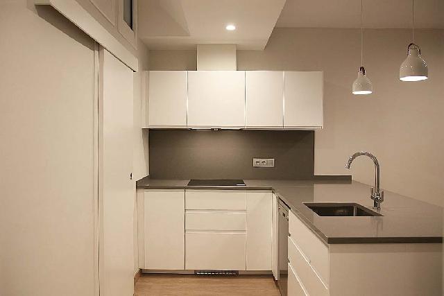 Imagen 10 Inmueble 299113 - Piso en venta en Barcelona / Entre Santaló y Avenir