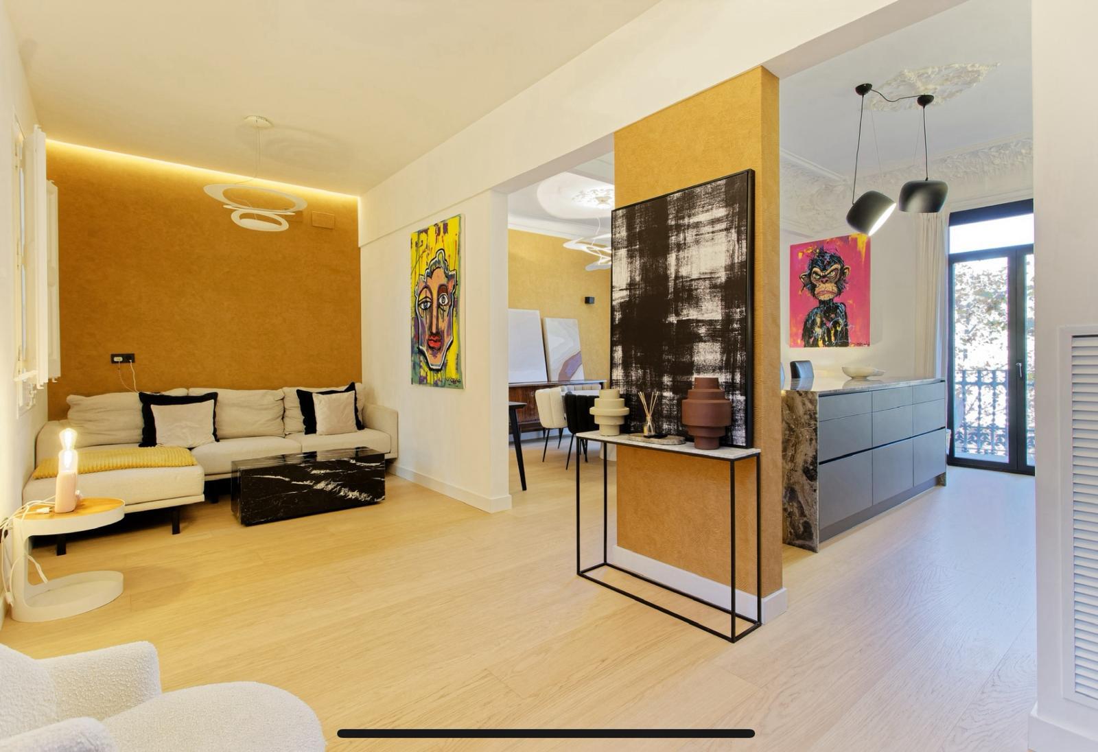 Imagen 2 Piso en venta en Barcelona / Junto teatro Goya