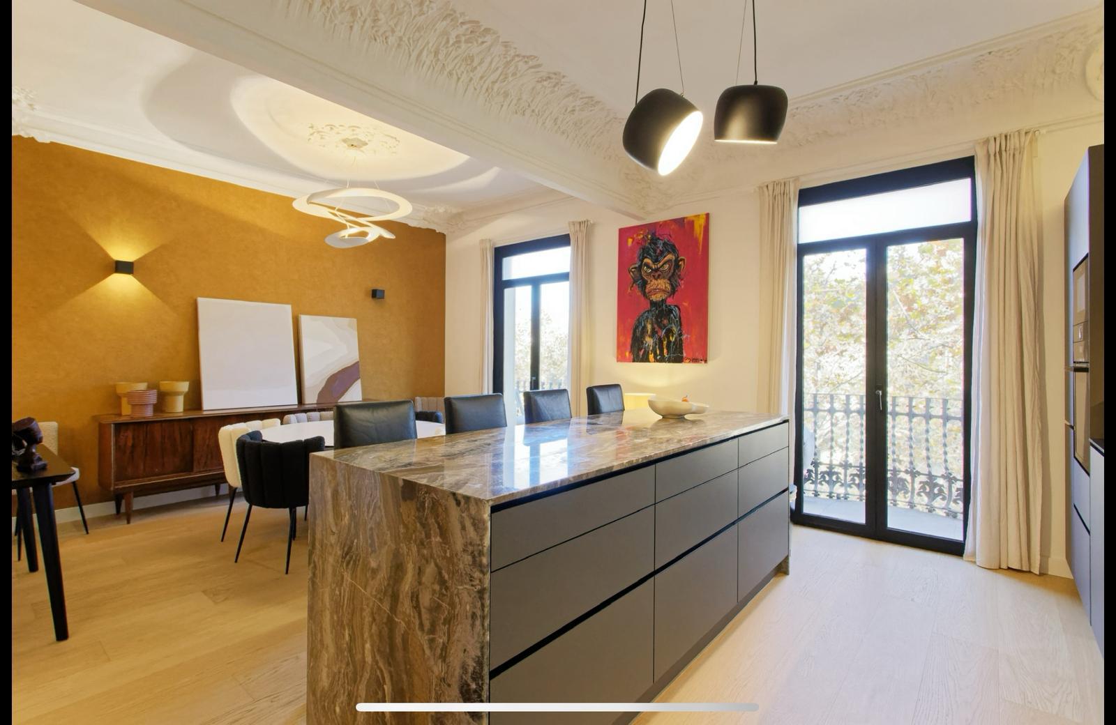 Imagen 4 Piso en venta en Barcelona / Junto teatro Goya