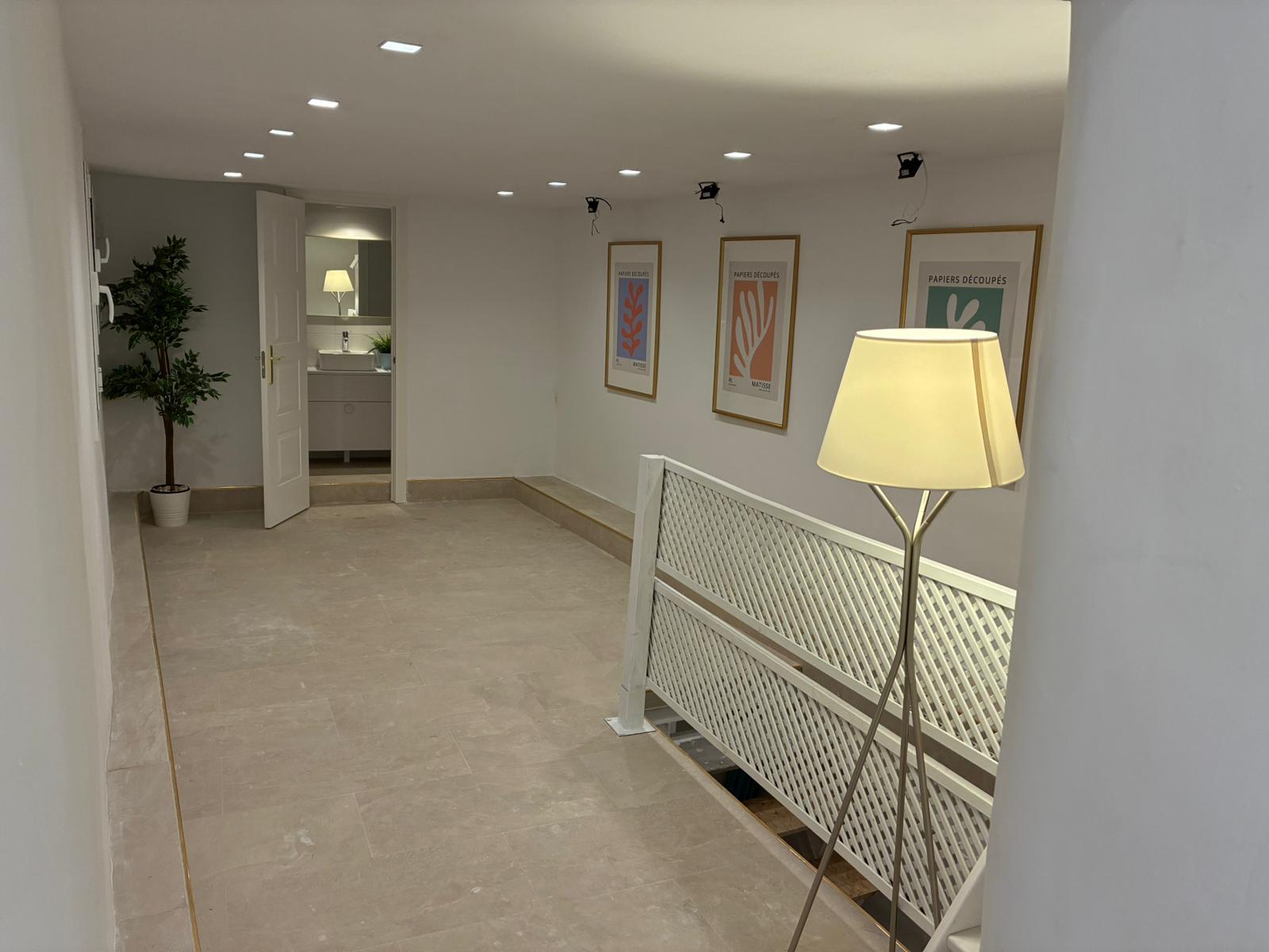 Imagen 3 Local Comercial en venta en Barcelona / Nou de la Rambla-Avinguda del Paral.lel