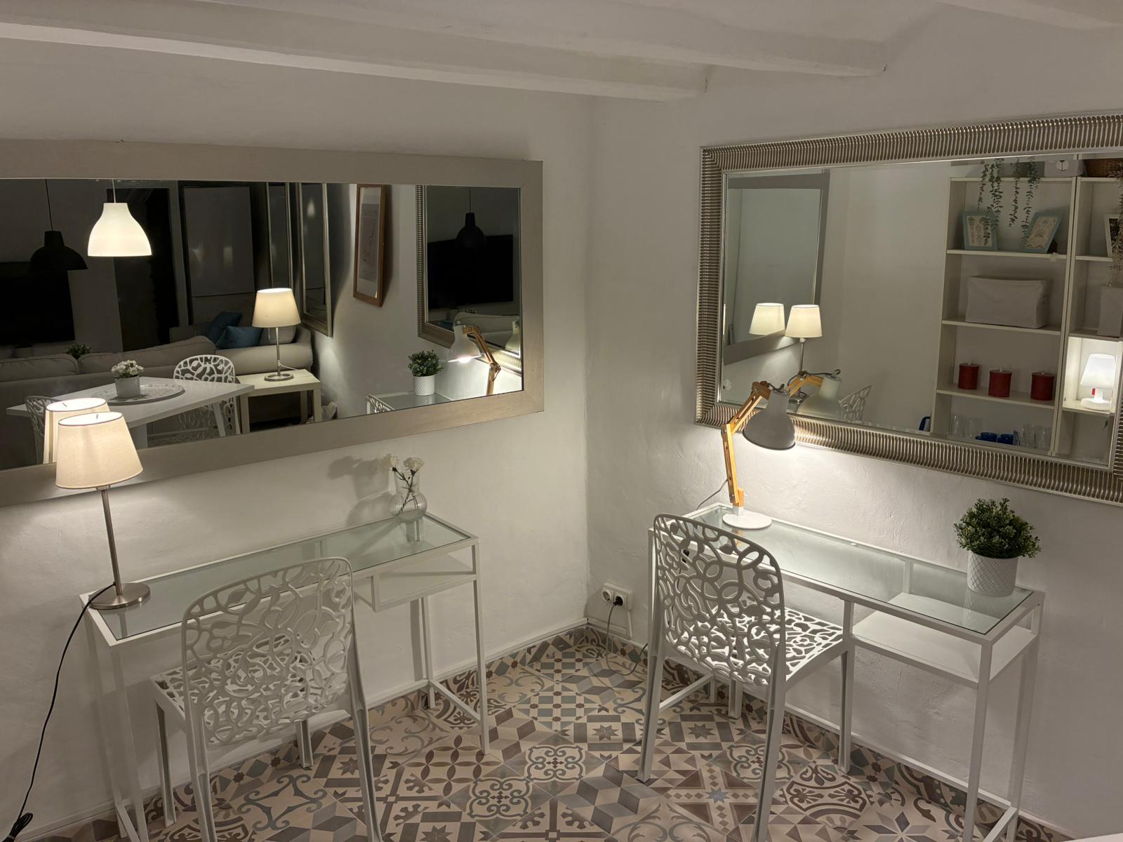 Imagen 13 Local Comercial en venta en Barcelona / Nou de la Rambla-Avinguda del Paral.lel