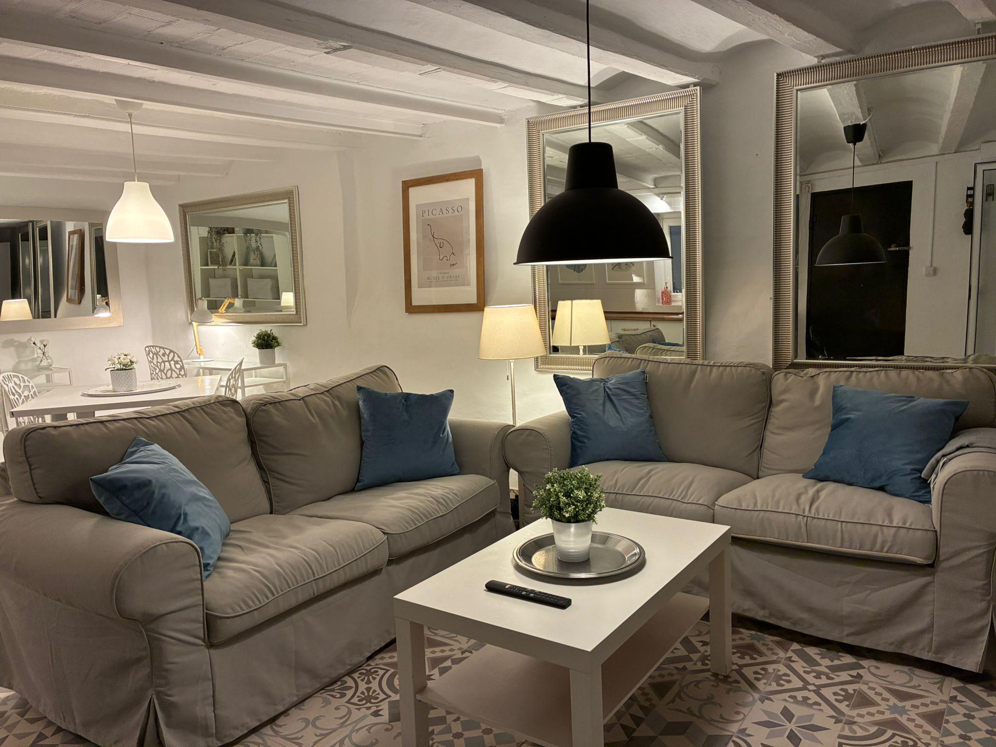 Imagen 6 Local Comercial en venta en Barcelona / Nou de la Rambla-Avinguda del Paral.lel