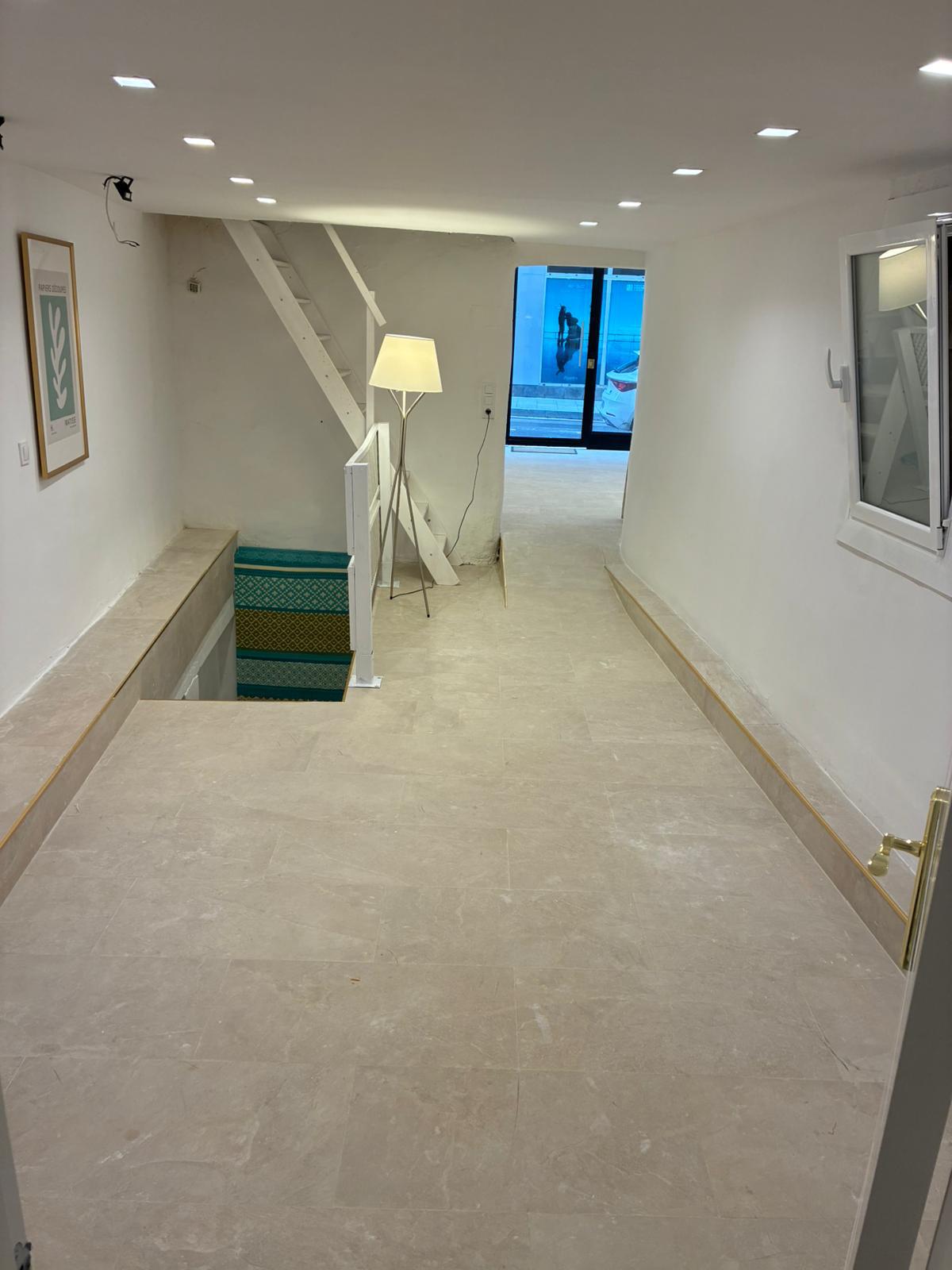 Imagen 20 Local Comercial en venta en Barcelona / Nou de la Rambla-Avinguda del Paral.lel