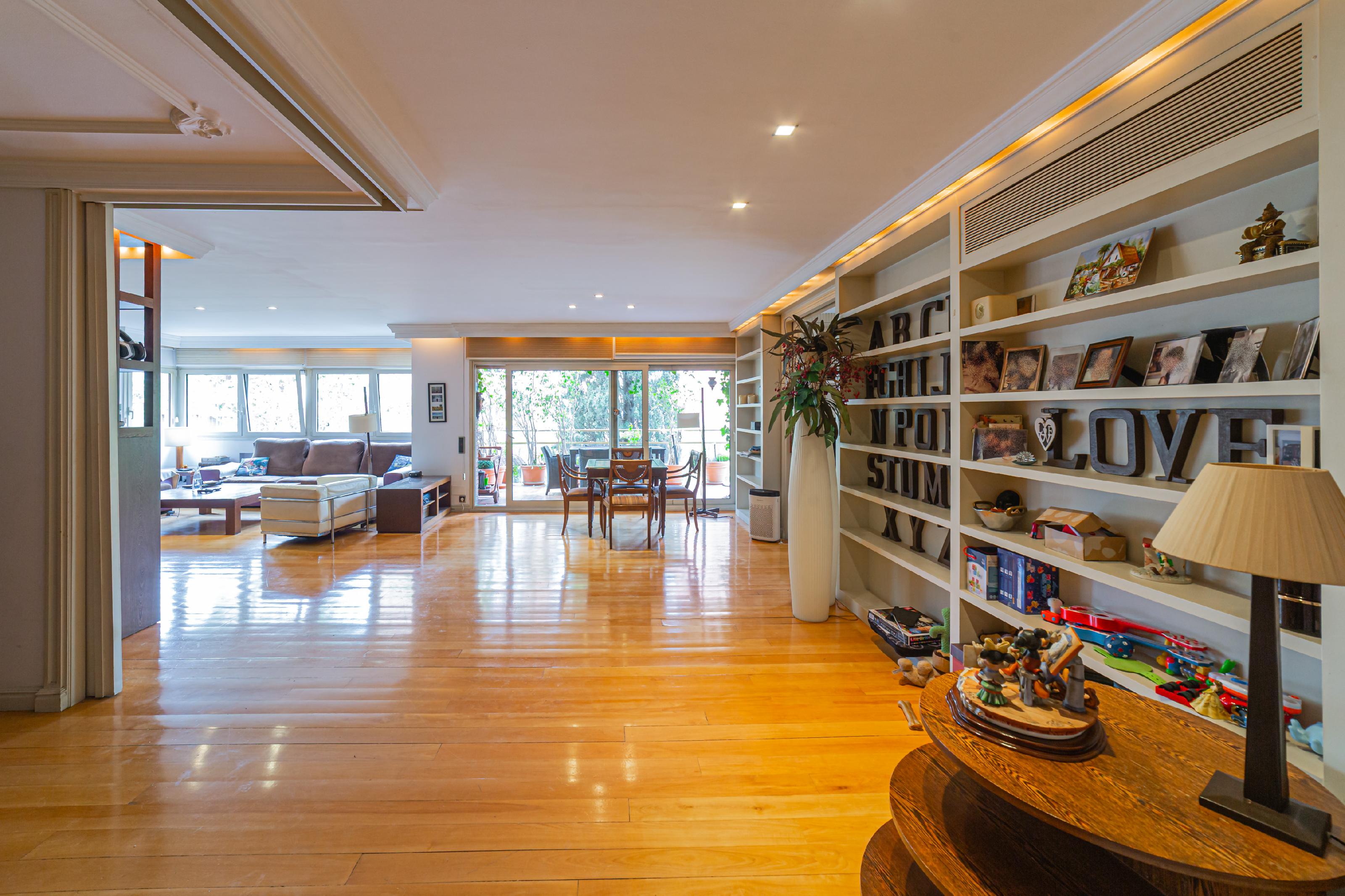 Imagen 1 Piso en venta en Barcelona / Tres Torres - Calatrava