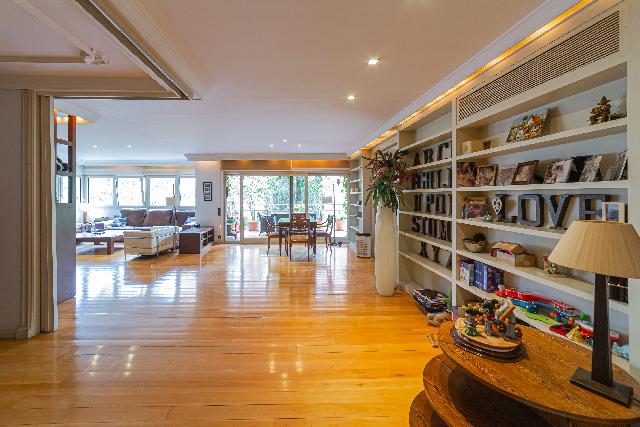 Imagen 1 Inmueble 299610 - Piso en venta en Barcelona / Tres Torres - Calatrava