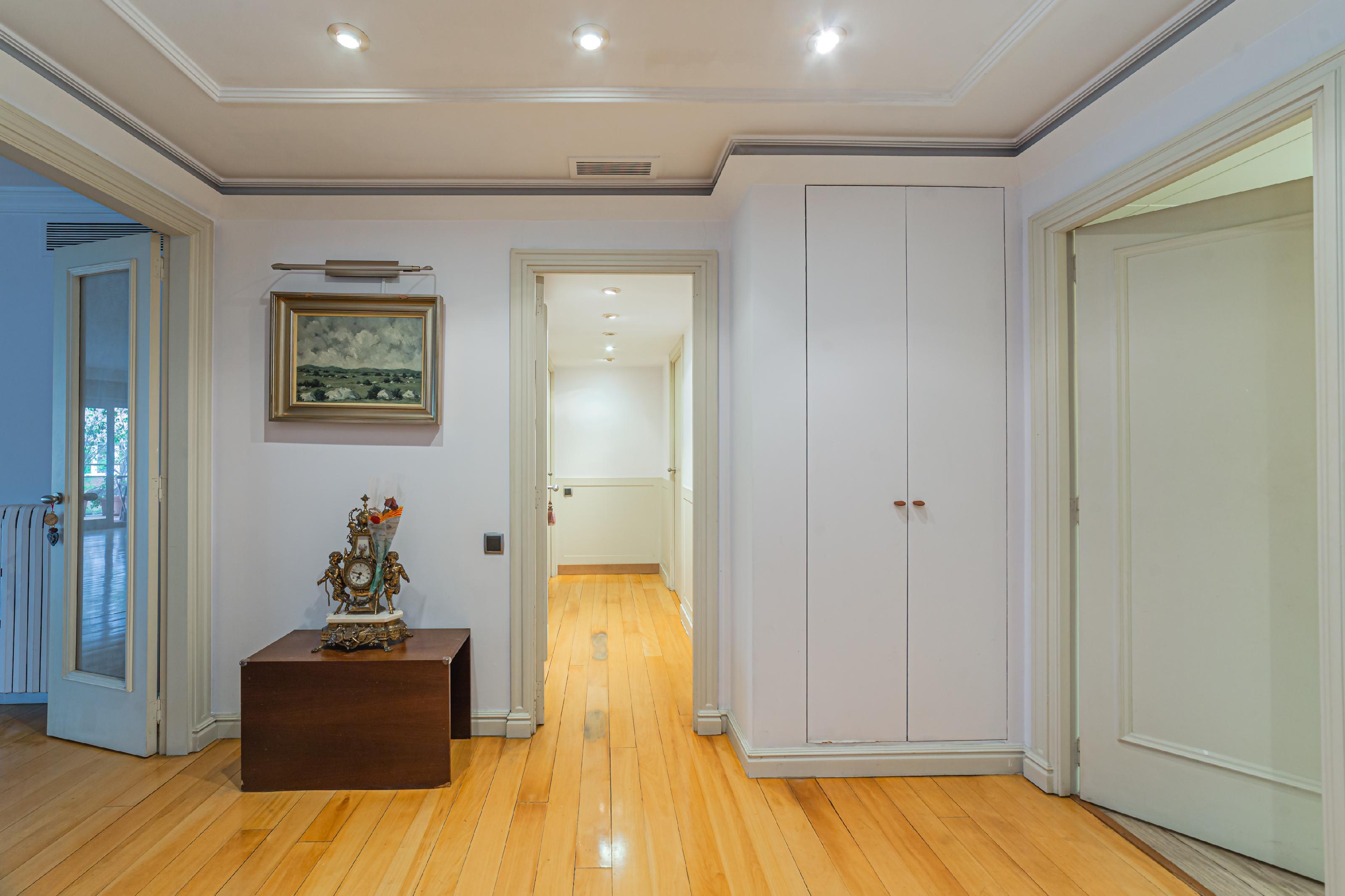 Imagen 17 Piso en venta en Barcelona / Tres Torres - Calatrava