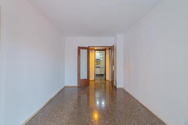Imagen 9 Inmueble 299661 - Piso en venta en Barcelona / Próximo al Camp Nou