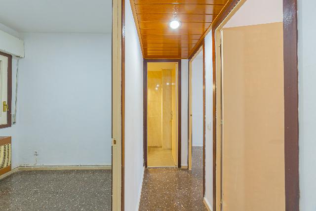 Imagen 10 Inmueble 299661 - Piso en venta en Barcelona / Próximo al Camp Nou