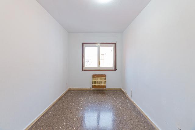 Imagen 2 Inmueble 299661 - Piso en venta en Barcelona / Próximo al Camp Nou