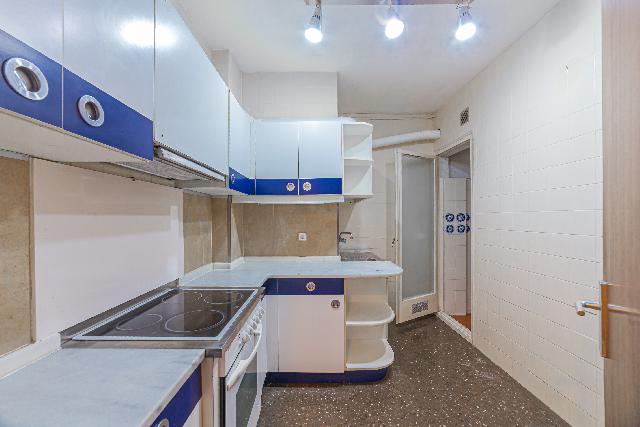 Imagen 21 Inmueble 299661 - Piso en venta en Barcelona / Próximo al Camp Nou