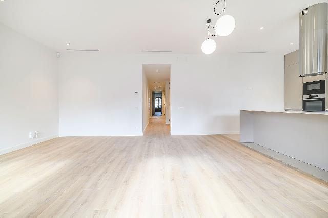 Imagen 6 Inmueble 299720 - Ático en venta en Barcelona / Pau Claris- Gran Via