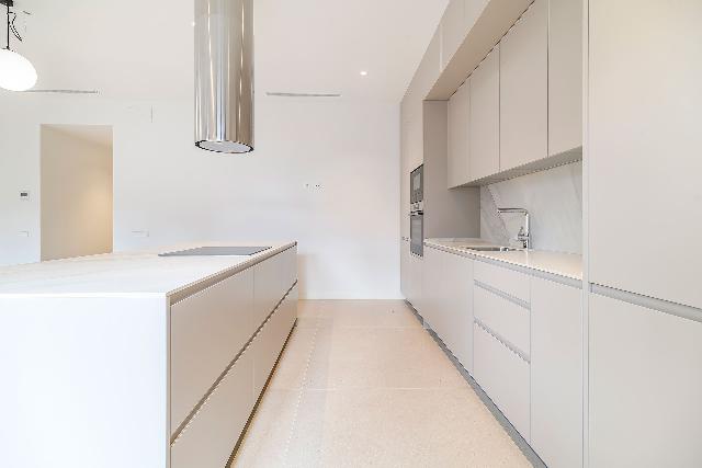 Imagen 9 Inmueble 299720 - Ático en venta en Barcelona / Pau Claris- Gran Via