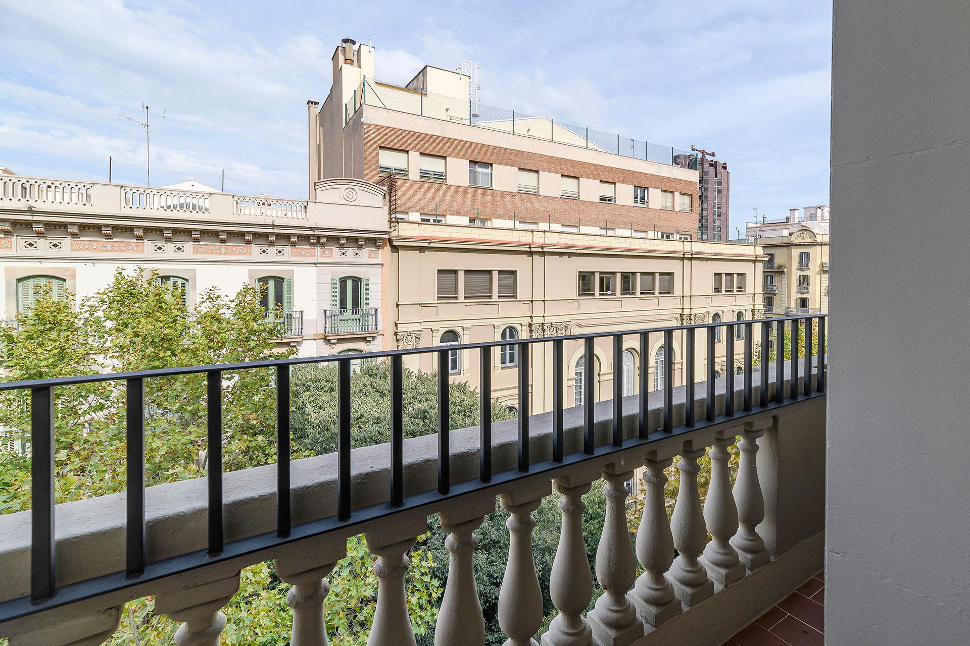 Imagen 27 Ático en venta en Barcelona / Pau Claris- Gran Via