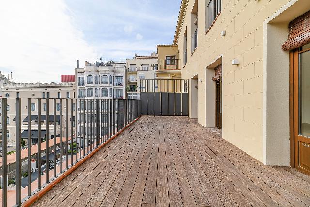 Imagen 13 Inmueble 299720 - Ático en venta en Barcelona / Pau Claris- Gran Via