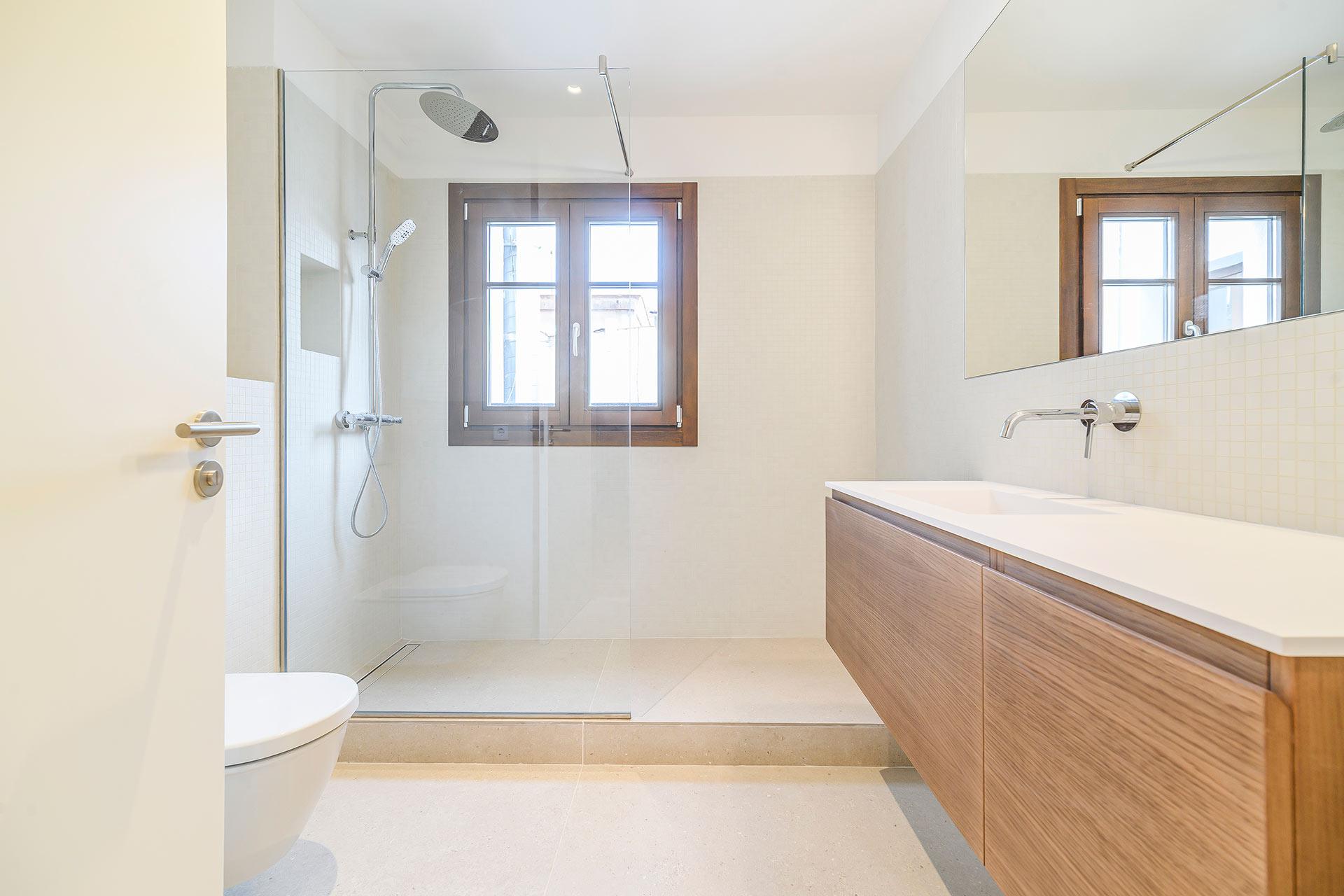 Imagen 31 Ático en venta en Barcelona / Pau Claris- Gran Via