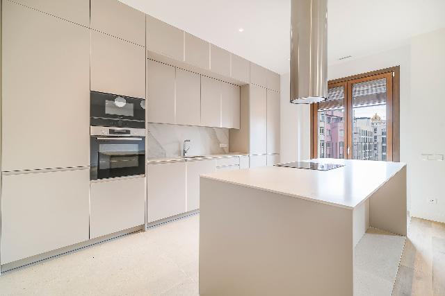 Imagen 8 Inmueble 299720 - Ático en venta en Barcelona / Pau Claris- Gran Via