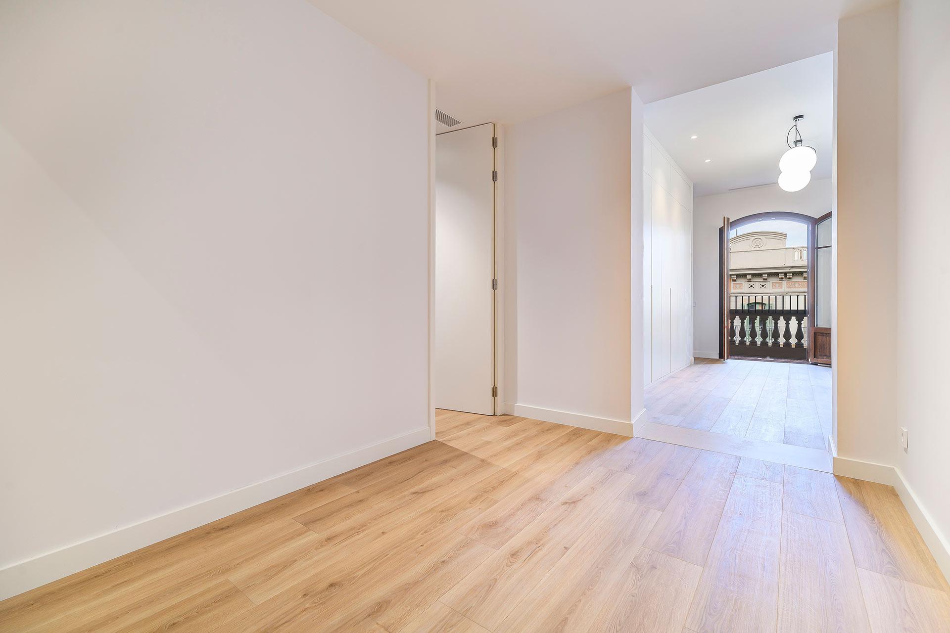 Imagen 14 Dúplex en venta en Barcelona / Pau Claris - Gran Via 