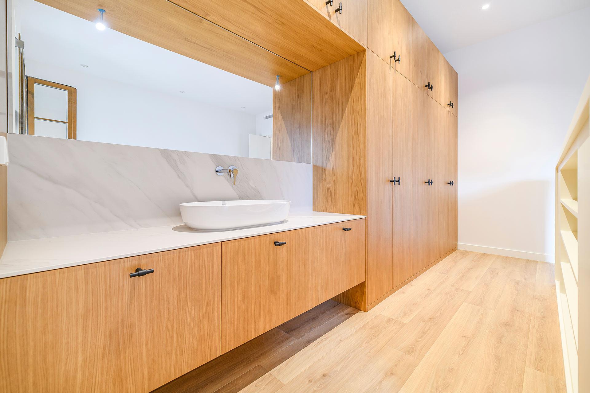 Imagen 23 Dúplex en venta en Barcelona / Pau Claris - Gran Via 