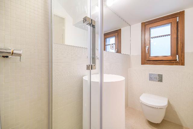 Imagen 16 Inmueble 299721 - Dúplex en venta en Barcelona / Pau Claris - Gran Via 