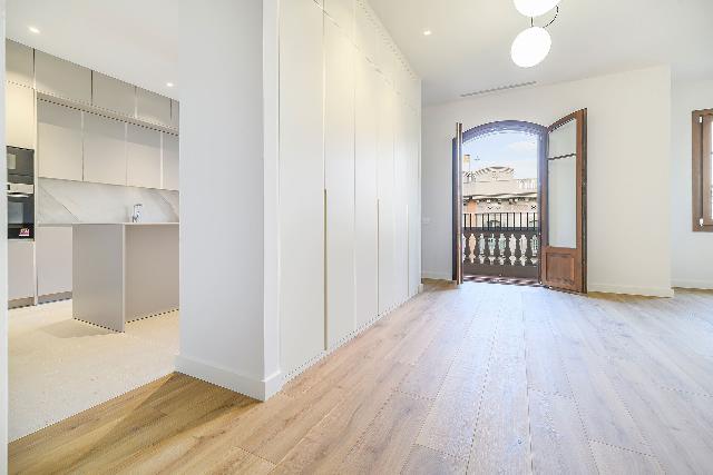 Imagen 11 Inmueble 299721 - Dúplex en venta en Barcelona / Pau Claris - Gran Via 