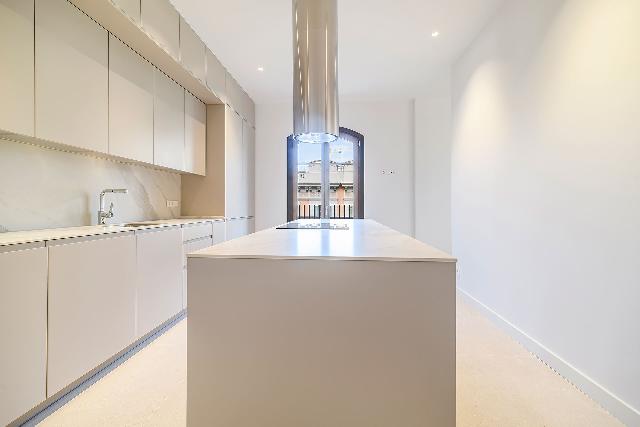 Imagen 13 Inmueble 299721 - Dúplex en venta en Barcelona / Pau Claris - Gran Via 