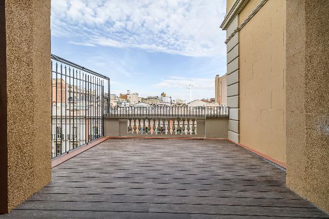 Imagen 22 Inmueble 299721 - Dúplex en venta en Barcelona / Pau Claris - Gran Via 