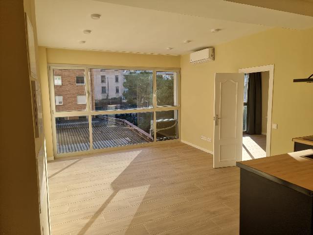 Imagen 3 Inmueble 299895 - Local Comercial en alquiler en Barcelona / Sarrià - Plaza Ignasi Barraquer